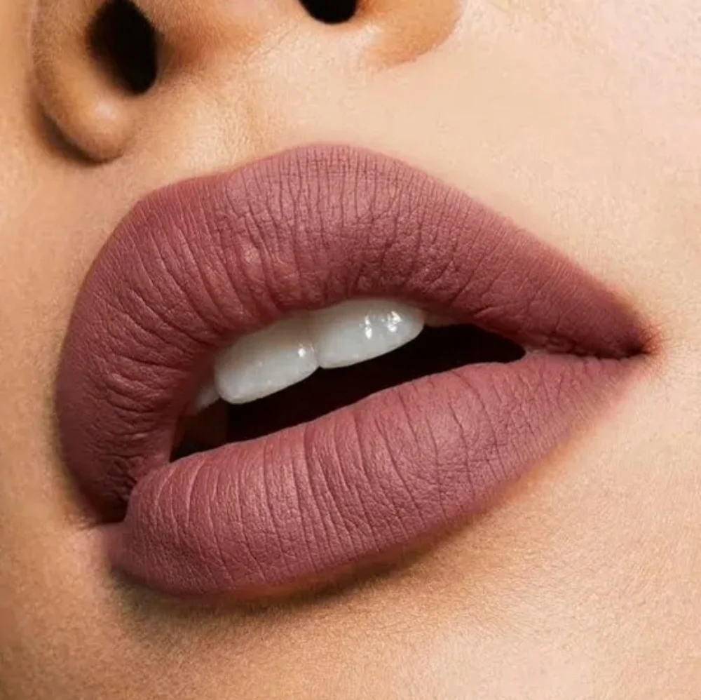 HUDA Beauty Matte Lipstick in Board Meeting (Soft Mocha Nude)